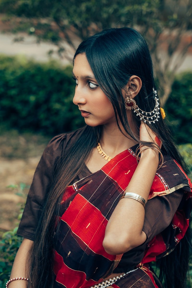 Silk Blend Woven Saree